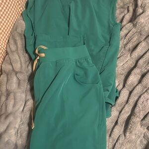 Figs Emerald Isabel Wide Leg Pants & Rafaela top